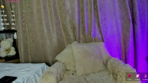  independent model  online show from 2, 4, 2026