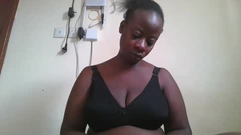 Snapshot of sweetyass25 chatting on 14, 9, 2025 sweetyass25 online show from 14, 9, 2025