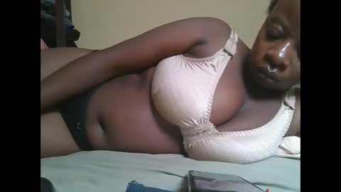 Snapshot of sweetyass25 chatting on 15, 10, 2025 sweetyass25 online show from 15, 10, 2025