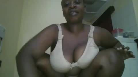 Snapshot of sweetyass25 chatting on 21, 10, 2025 sweetyass25 online show from 21, 10, 2025
