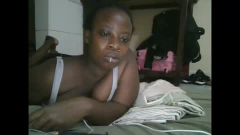 Snapshot of sweetyass25 chatting on 21, 11, 2025 sweetyass25 online show from 21, 11, 2025