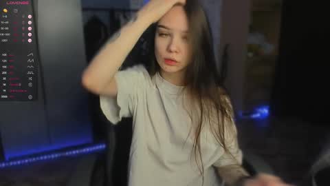 Snapshot of sweetydeviliya chatting on 18, 12, 2025 sweetydeviliya online show from 18, 12, 2025