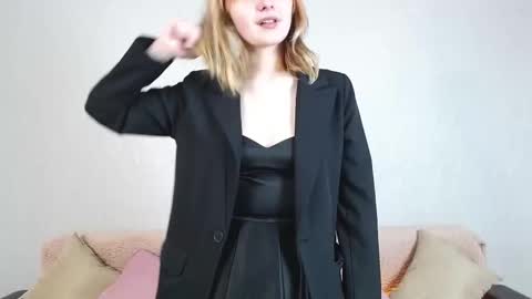 Stacy online show from 14, 12, 2025