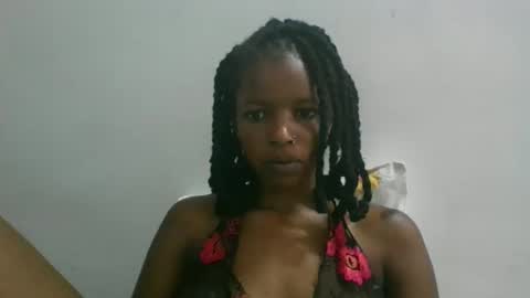 Snapshot of sweetz_candice chatting on 17, 10, 2025 sweetz_candice online show from 17, 10, 2025