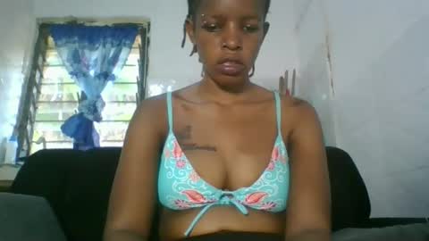 Snapshot of sweetz_candice chatting on 25, 3, 2026 sweetz_candice online show from 25, 3, 2026