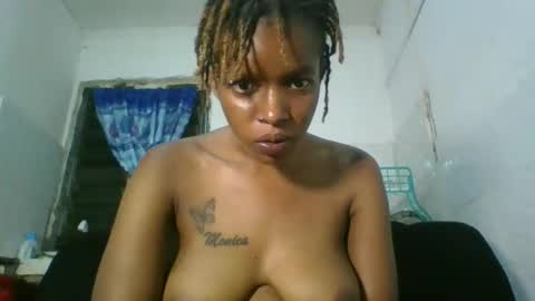 Snapshot of sweetz_candice chatting on 29, 3, 2026 sweetz_candice online show from 29, 3, 2026
