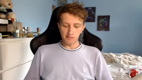 Snapshot of swetieechrm chatting on 12, 6, 2026 Cat online show from 12, 6, 2026