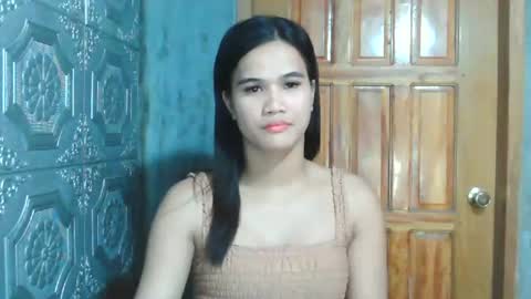 Snapshot of swettie_rhea chatting on 12, 7, 2026 Rhea online show from 12, 7, 2026