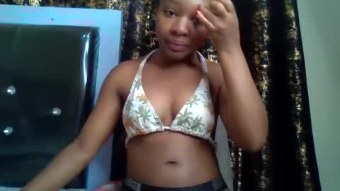Snapshot of swit_candy chatting on 15, 2, 2026 Candy online show from 15, 2, 2026