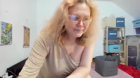 switchlorenx online show from 5, 12, 2024