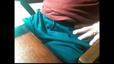 Snapshot of swizzle__stick chatting on 22, 11, 2025 will jeffers online show from 22, 11, 2025