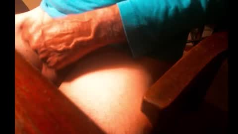 Snapshot of swizzle__stick chatting on 15, 12, 2025 will jeffers online show from 15, 12, 2025