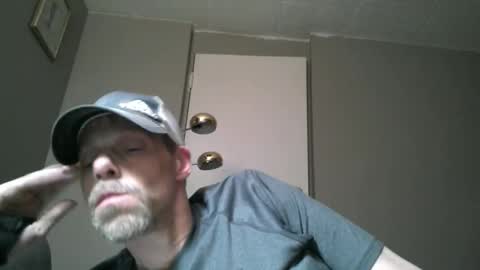 swontguy2025 online show from 26, 2, 2025