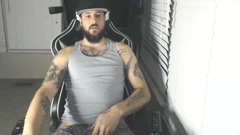 swoozy_ online show from 8, 11, 2025