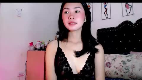 Snapshot of swt_asianholly chatting on 27, 11, 2025 Holly online show from 27, 11, 2025