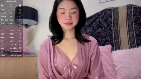 Snapshot of swt_asianholly chatting on 16, 3, 2026 Holly online show from 16, 3, 2026