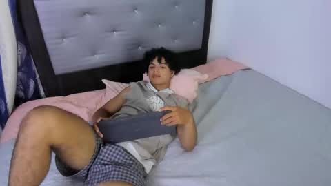 Snapshot of swwet_boy chatting on 9, 1, 2025 swwet_boy online show from 9, 1, 2025