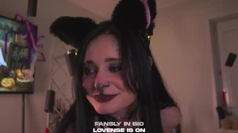 Snapshot of sybleyo chatting on 29, 10, 2025 Sophie online show from 29, 10, 2025