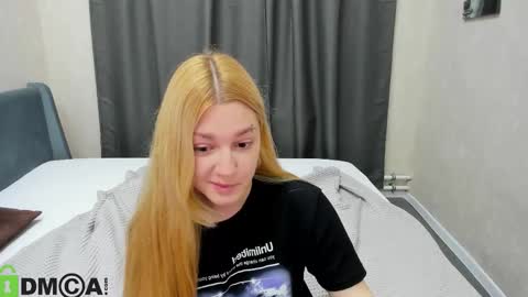 Snapshot of sylvia_ortiz chatting on 19, 10, 2025 Sylvia online show from 19, 10, 2025