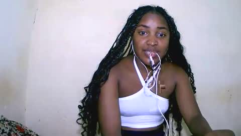 Snapshot of sylviasexy27 chatting on 16, 1, 2025 sylviasexy27 online show from 16, 1, 2025