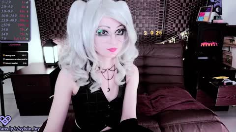 Sylvie online show from 10, 1, 2025