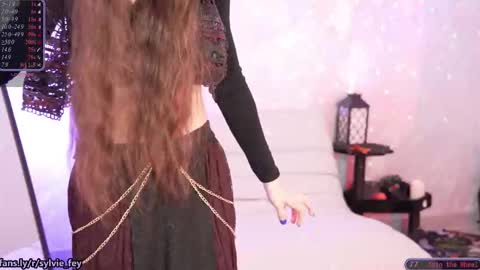 Sylvie online show from 24, 9, 2025