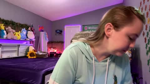 Jennah online show from 3, 2, 2026