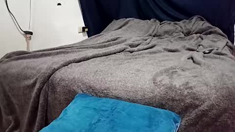 t0ny_cawk online show from 5, 1, 2025