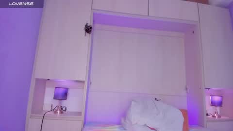 t4mmy_ online show from 17, 12, 2024