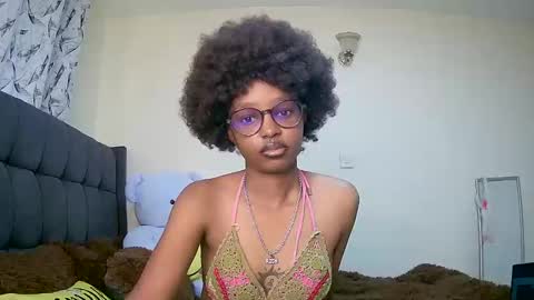 Snapshot of t_okyo chatting on 6, 12, 2024 TOKYO online show from 6, 12, 2024