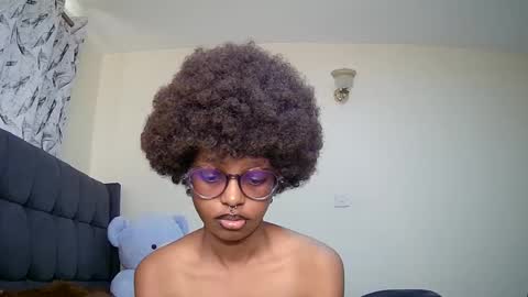 Snapshot of t_okyo chatting on 16, 12, 2024 TOKYO online show from 16, 12, 2024