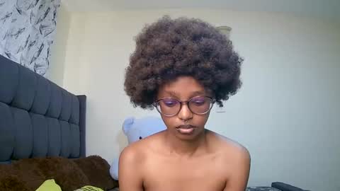 Snapshot of t_okyo chatting on 24, 12, 2024 TOKYO online show from 24, 12, 2024