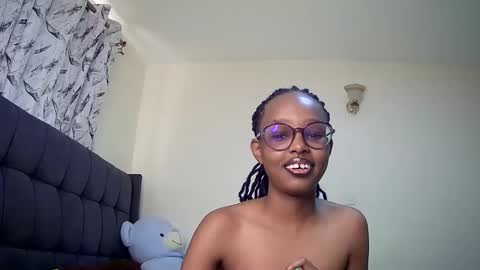 Snapshot of t_okyo chatting on 10, 1, 2025 TOKYO online show from 10, 1, 2025