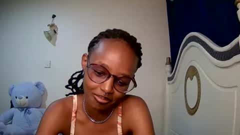 Snapshot of t_okyo chatting on 27, 1, 2025 TOKYO online show from 27, 1, 2025