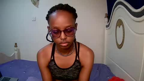 Snapshot of t_okyo chatting on 28, 1, 2025 TOKYO online show from 28, 1, 2025