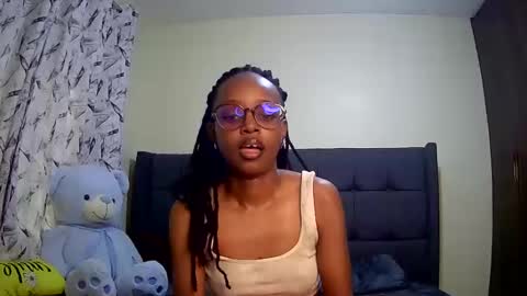 Snapshot of t_okyo chatting on 6, 2, 2025 TOKYO online show from 6, 2, 2025