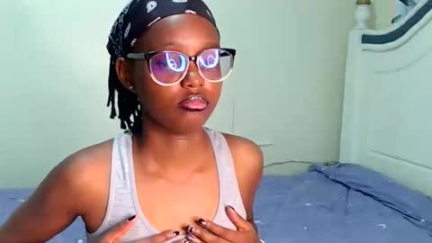 Snapshot of t_okyo chatting on 13, 9, 2025 TOKYO online show from 13, 9, 2025