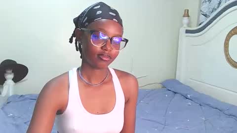 Snapshot of t_okyo chatting on 24, 9, 2025 TOKYO online show from 24, 9, 2025