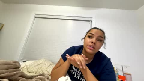 Snapshot of t_princess_t chatting on 3, 2, 2025 t_princess_t online show from 3, 2, 2025