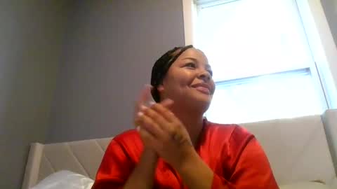 Snapshot of t_princess_t chatting on 5, 11, 2025 t_princess_t online show from 5, 11, 2025