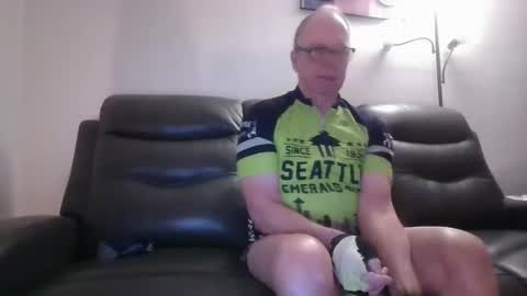 tacrunner66_ online show from 14, 2, 2025