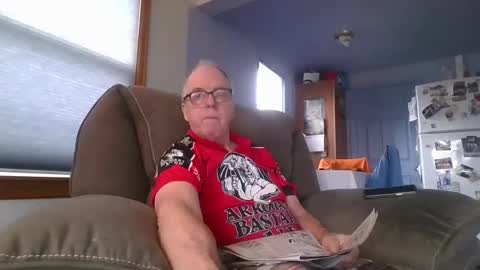 tacrunner66_ online show from 24, 2, 2025