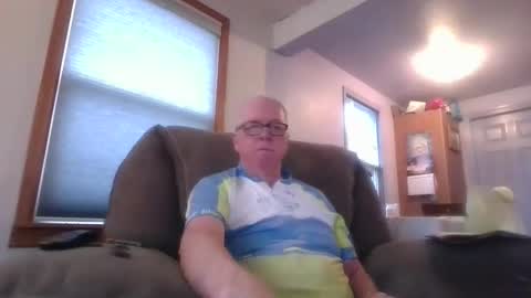 tacrunner66_ online show from 23, 10, 2025