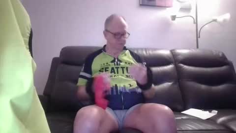 tacrunner66_ online show from 12, 2, 2026