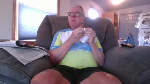 Snapshot of tacrunner66_ chatting on 2, 5, 2026 tacrunner66_ online show from 2, 5, 2026