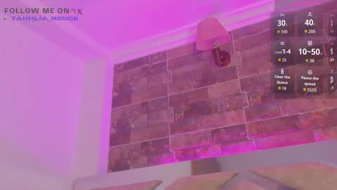 Snapshot of tahhlia_rouge chatting on 5, 11, 2025 Tahhlia Rouge online show from 5, 11, 2025