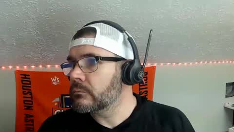 TaintNuzzler online show from 19, 2, 2025