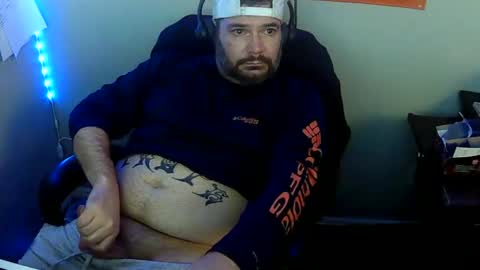 TaintNuzzler online show from 21, 2, 2025