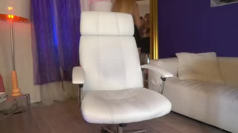 Snapshot of tais_athena chatting on 24, 2, 2025 Margo online show from 24, 2, 2025