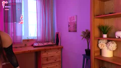 Snapshot of taissa_farmiga chatting on 23, 10, 2025 Lizzy online show from 23, 10, 2025